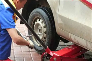 云城附近拖车24小时服务热线电话