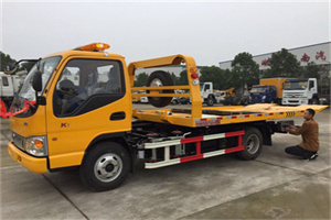 云城哪里有拖车服务