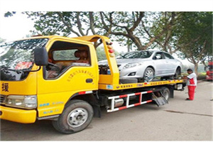 云城附近24小时汽车拖车服务热线