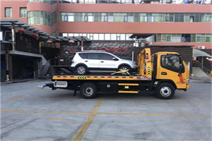 云城附近汽车拖车电话